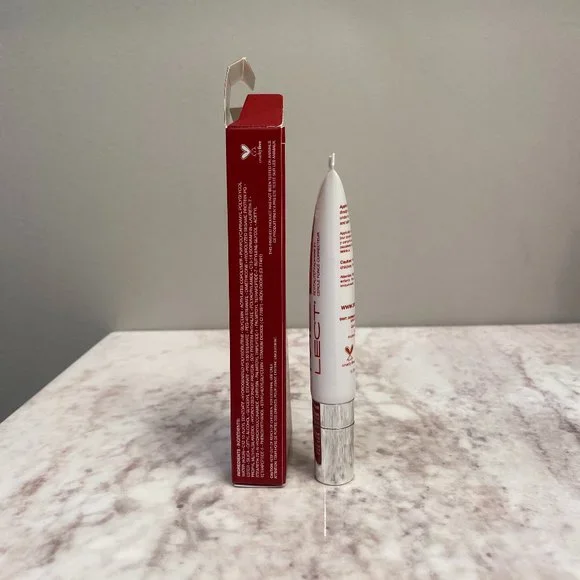 Dermelect Revitalite Eyelid & Dark Circle Corrector - Picture 4 of 4